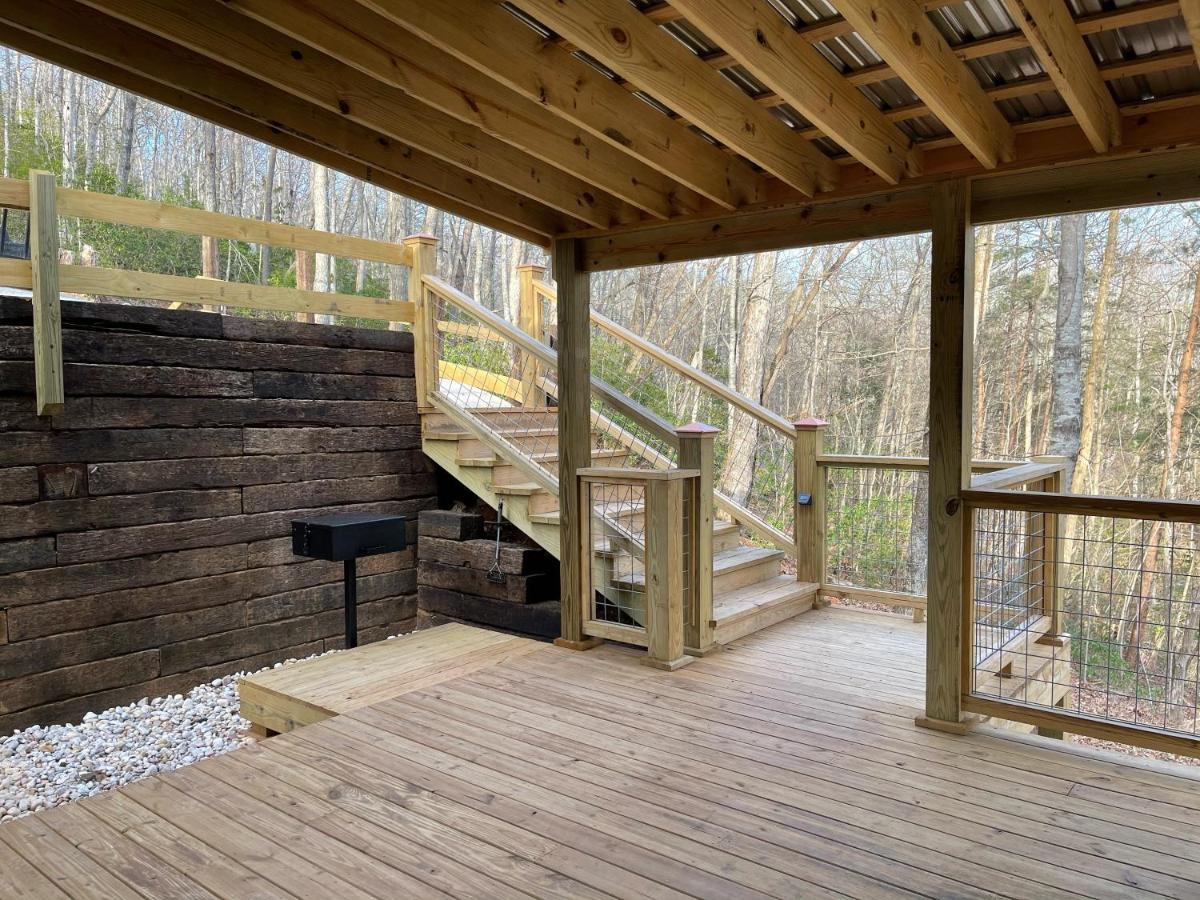 Bigfoots Hideaway Cabin 개틀린버그 외부 사진