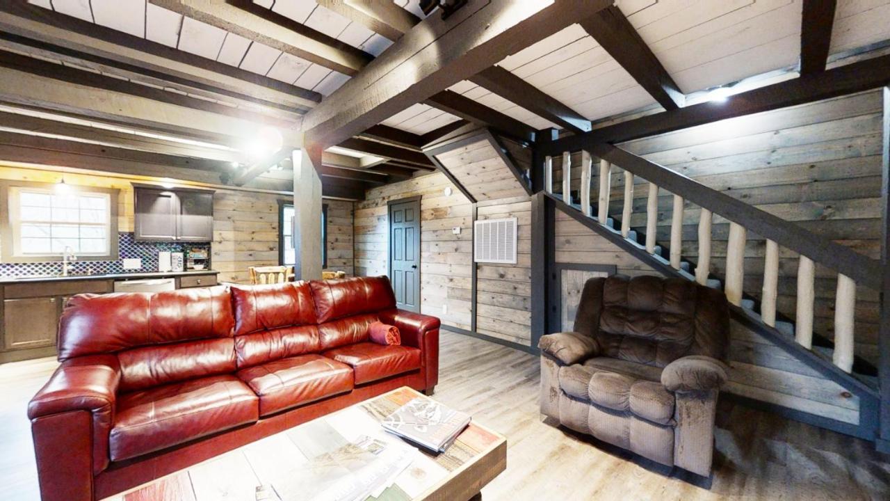 Bigfoots Hideaway Cabin 개틀린버그 외부 사진